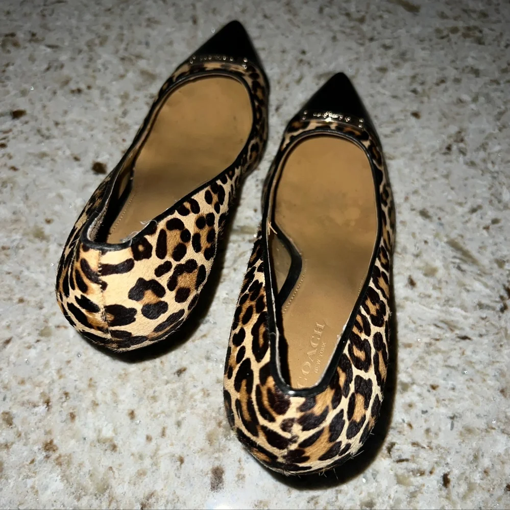 Women's Coach Zan Pointed Toe Animal Leopard Print Haircalf, Size 9.5 - Picture 5 of 8